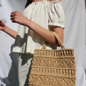 vintage flat straw bag